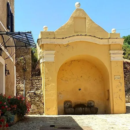Maison D'une Avec Terrasse Amenagee A A 5 Km De La Plage