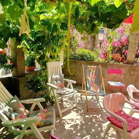 Maison D'une Avec Terrasse Amenagee A A 5 Km De La Plage بيت للعطل